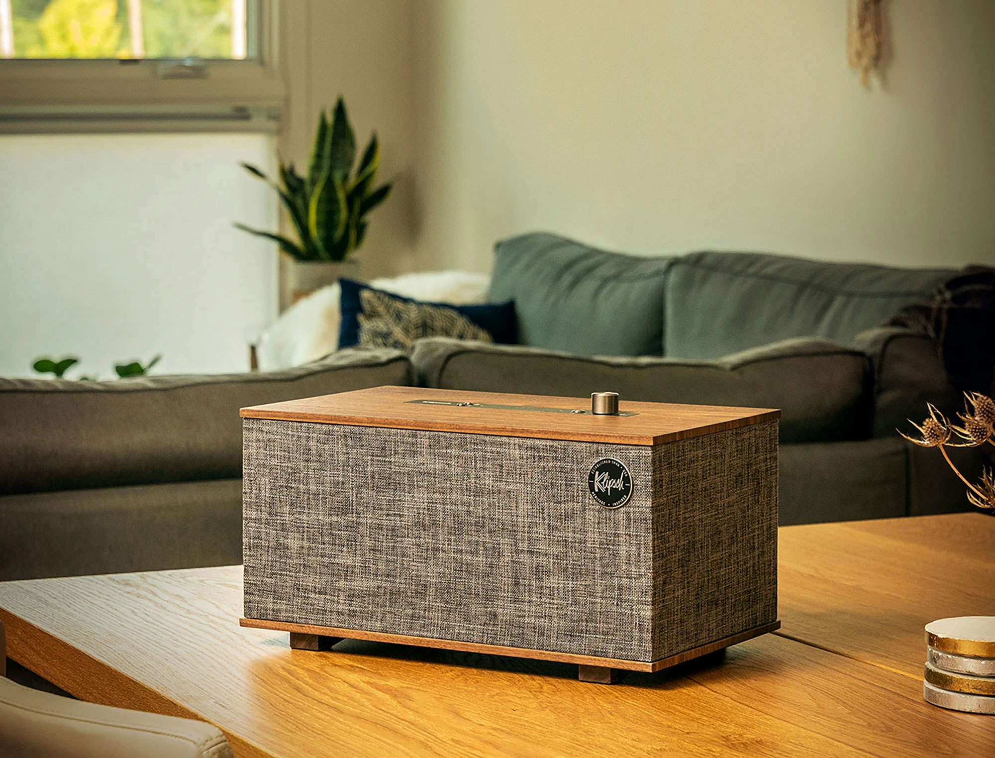 Klipsch The Three Google Assistant Lifestyle 4